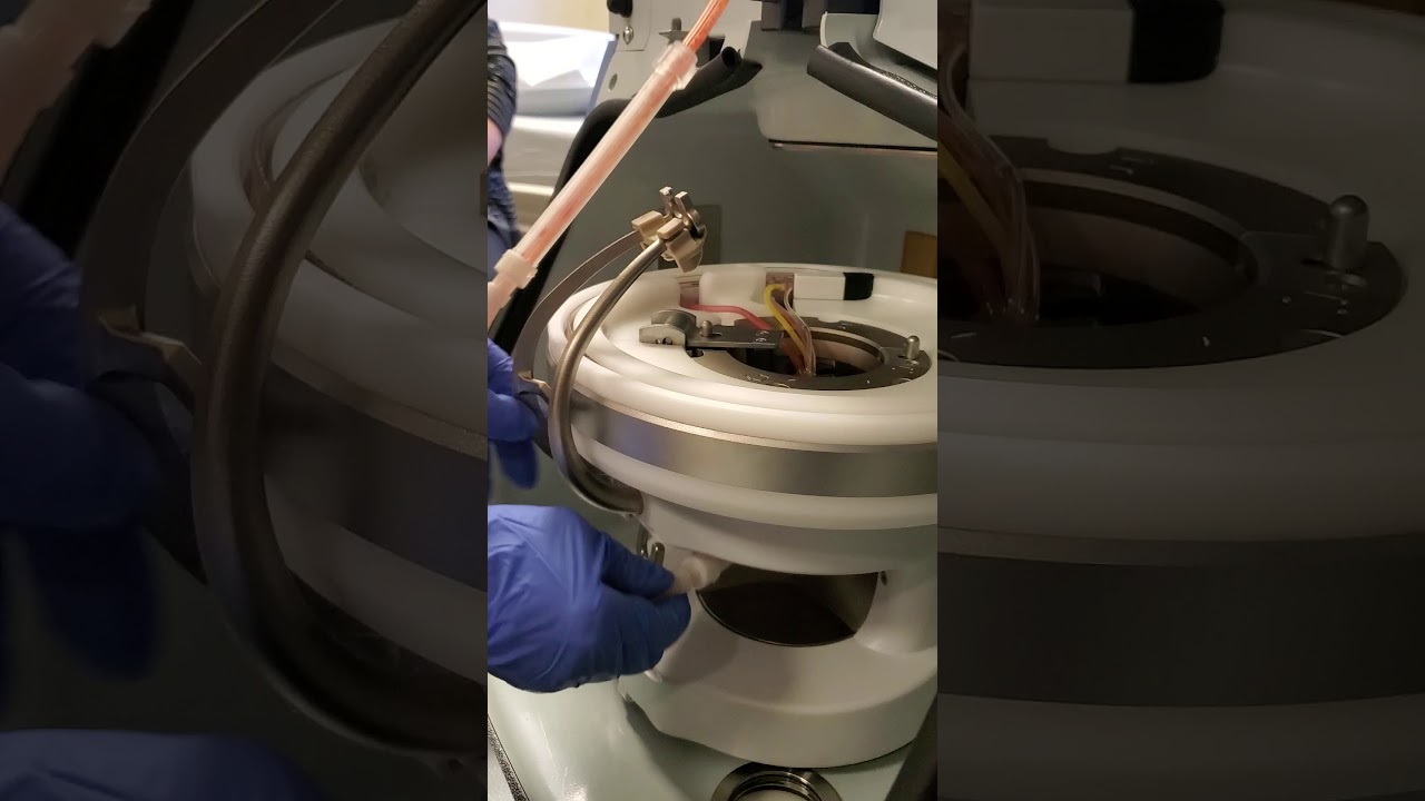 Apheresis part 4: Removing the channel from centrifuge
