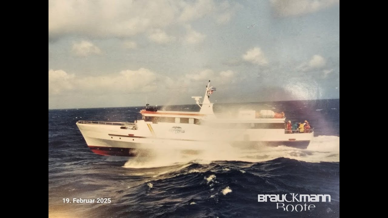 Wohn- und Reiseyacht Riff Express, ehemaliger Zollkreuzer, 370.000,- €