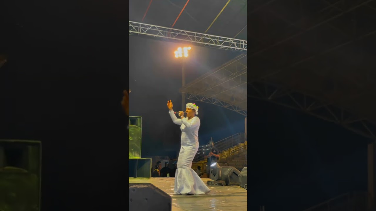 Akobi Jesu scattered everywhere with Praise to God at Ekiti Peace Concert 2025