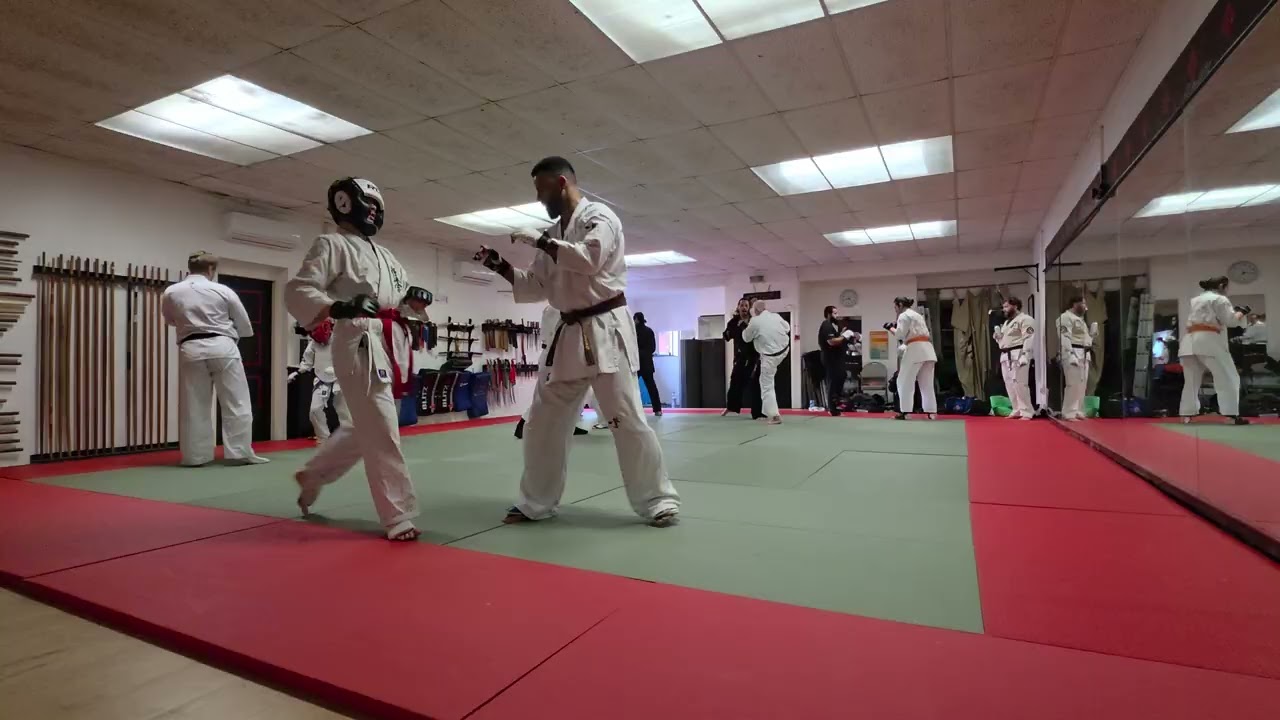 15/3/26 Wakefield sparring part 2