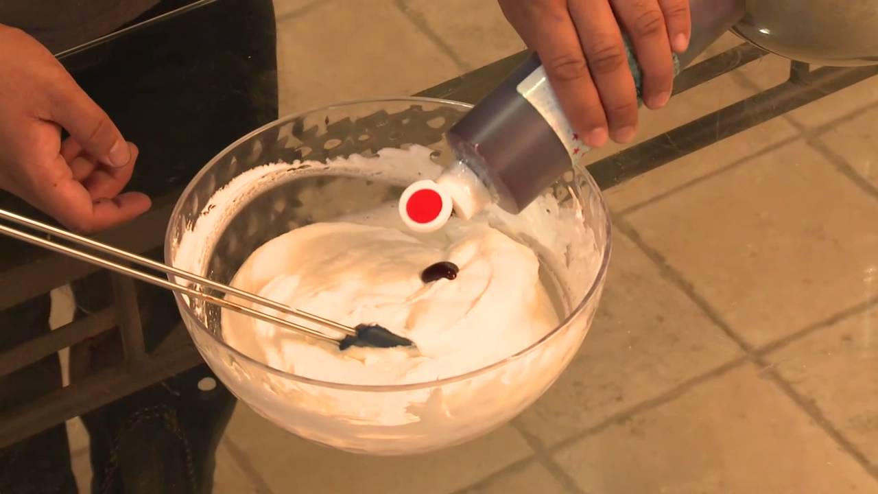 How to Get Rid of Food Coloring Taste in Frosting