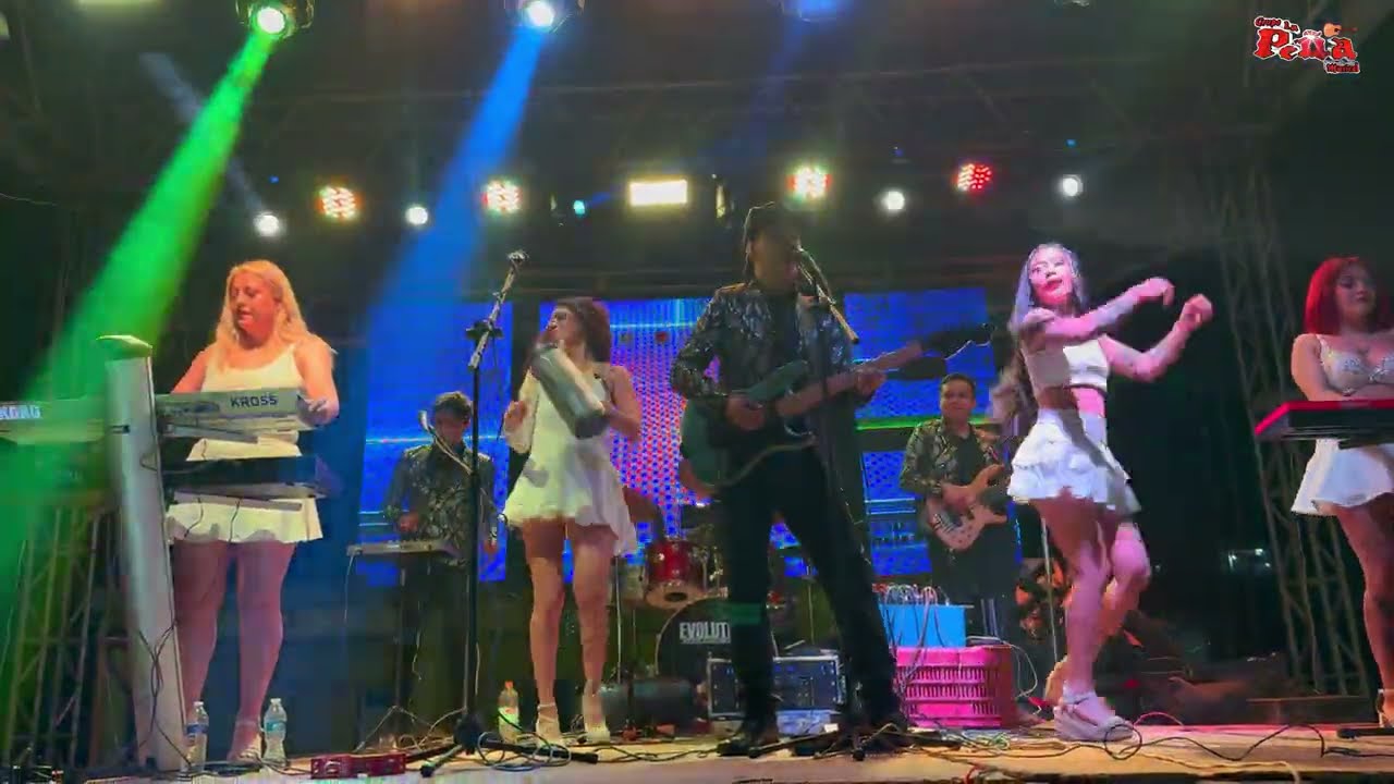 La Peña Musical - Navidad Sin Ti, Popurrí Selena, (En Vivo) desde Ovatero Puebla
