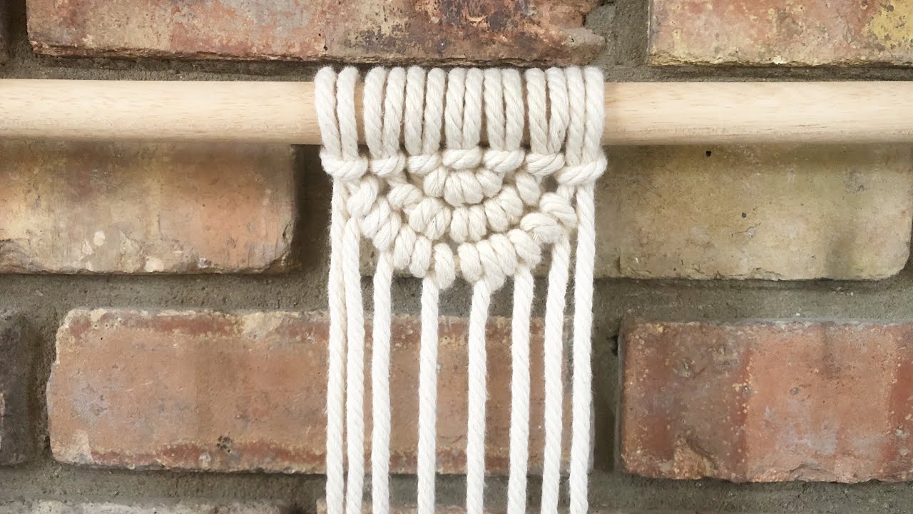 Macrame Semi-Circle / Semi-Lunar Pattern