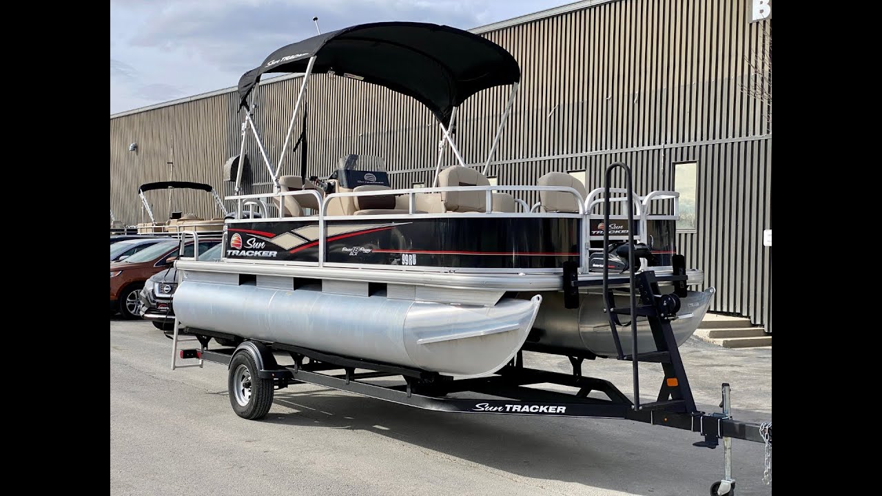 2018 Sun Tracker Bass Buggy 18 DLX