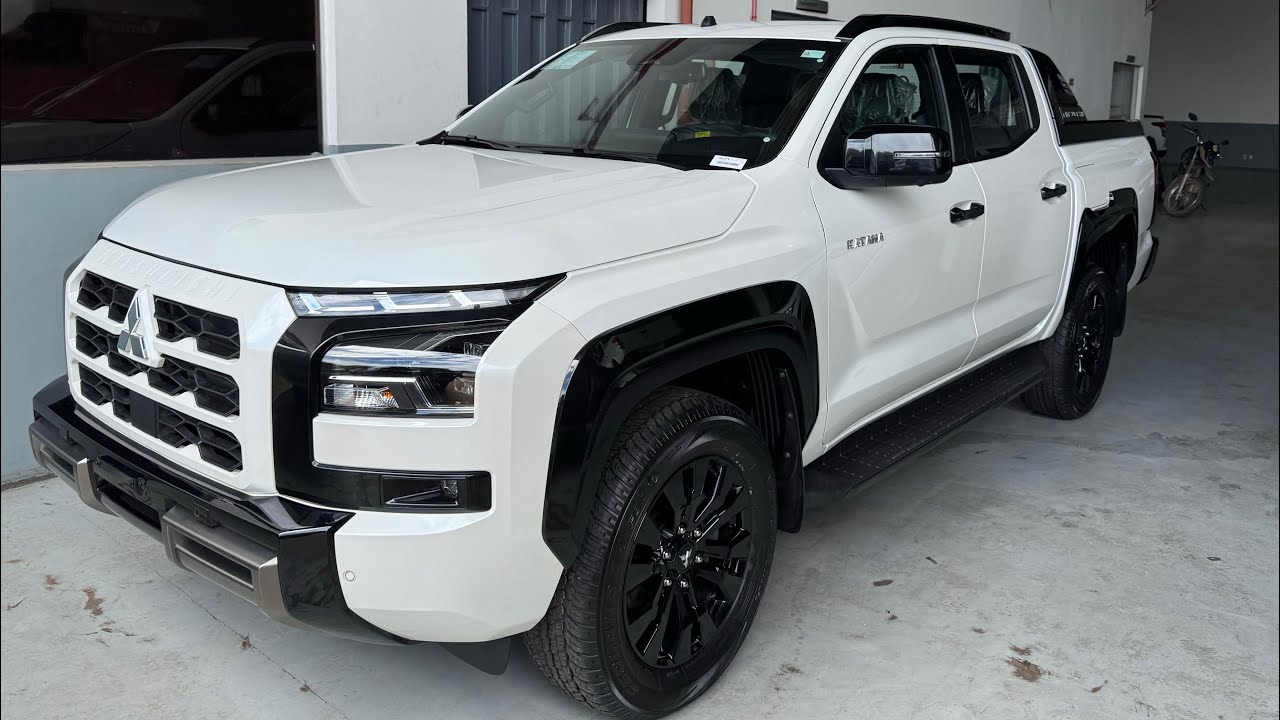 NOVA TRITON BI-TURBO KATANA 4x4 2026 NOS MÍNIMOS DETALHES!