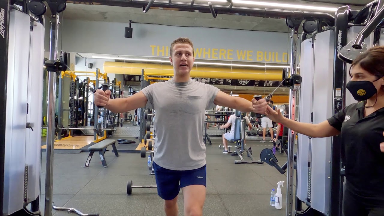 Stronger Workouts at Gold's Gym Jordan