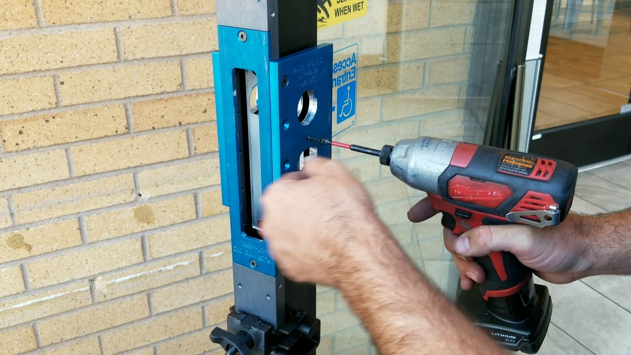 How to Install a Open/Locked Closed Indicator Major Manufacturing Router Jig and Step Bit Options