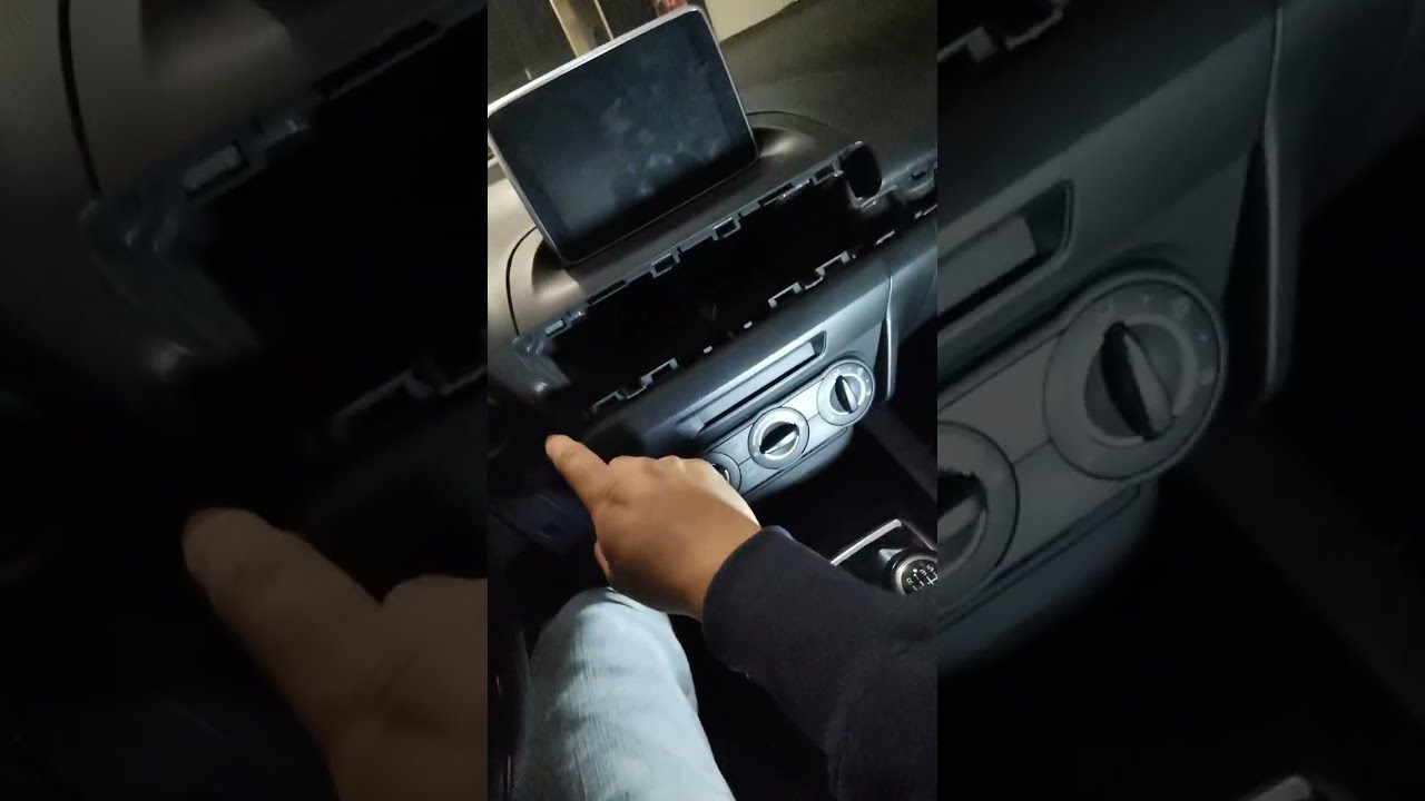Como arreglar  la pantalla infinita de Mazda. Solucionando el reinicio infinito de mazda