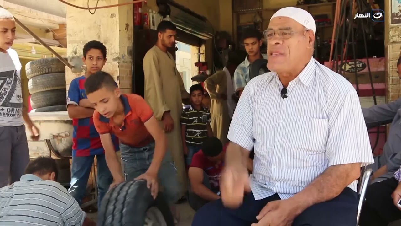 باب الخلق| ده مش دور عامله حسين أبو حجاج في مسلسل الكبير.. دي ورشة الكاوتش بتاعته وبيشتغل في المنيا
