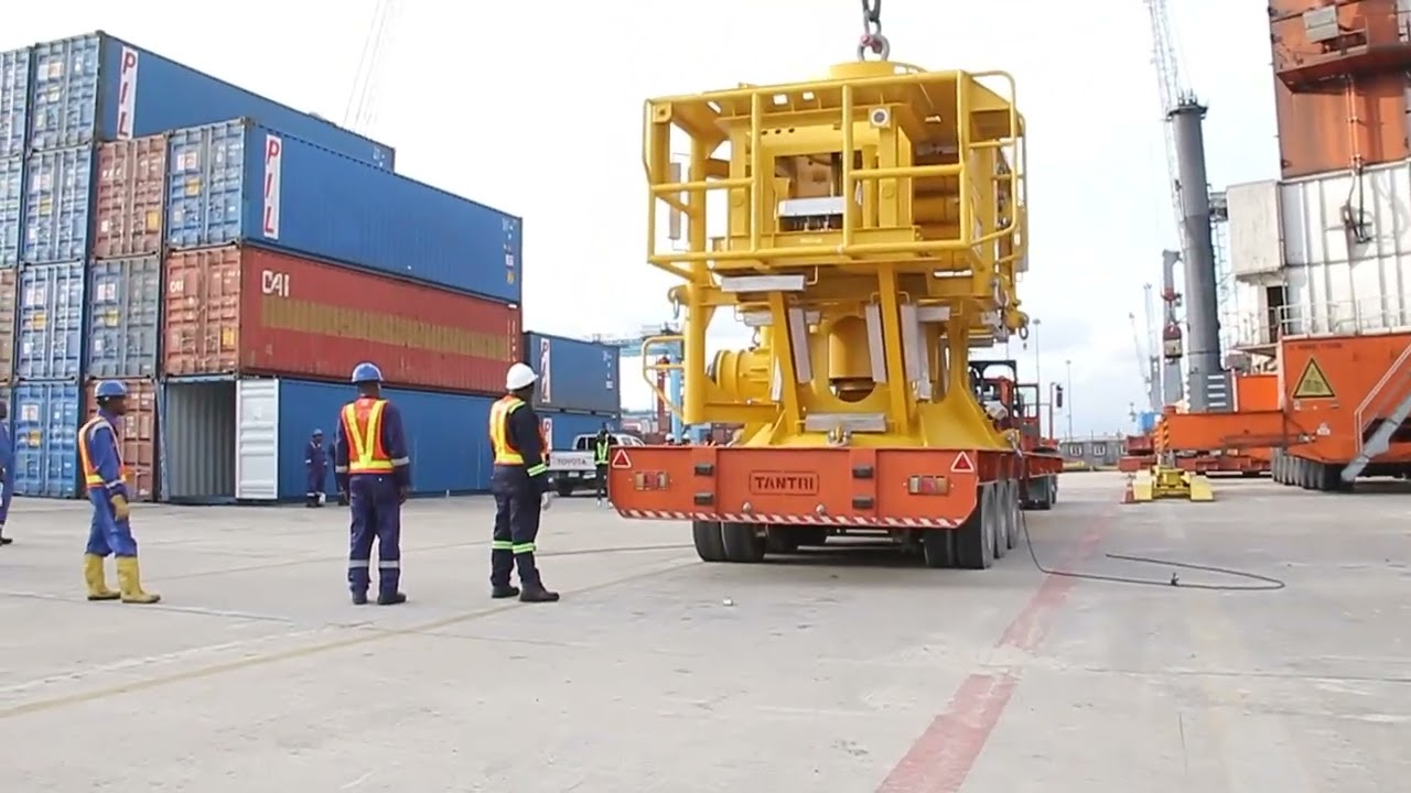 MSC Project Cargo: Discharging a subsea Christmas tree in Nigeria