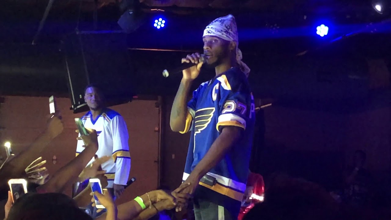 AR’MON AND TREY GOT PULLED OFF THE STAGE !!!