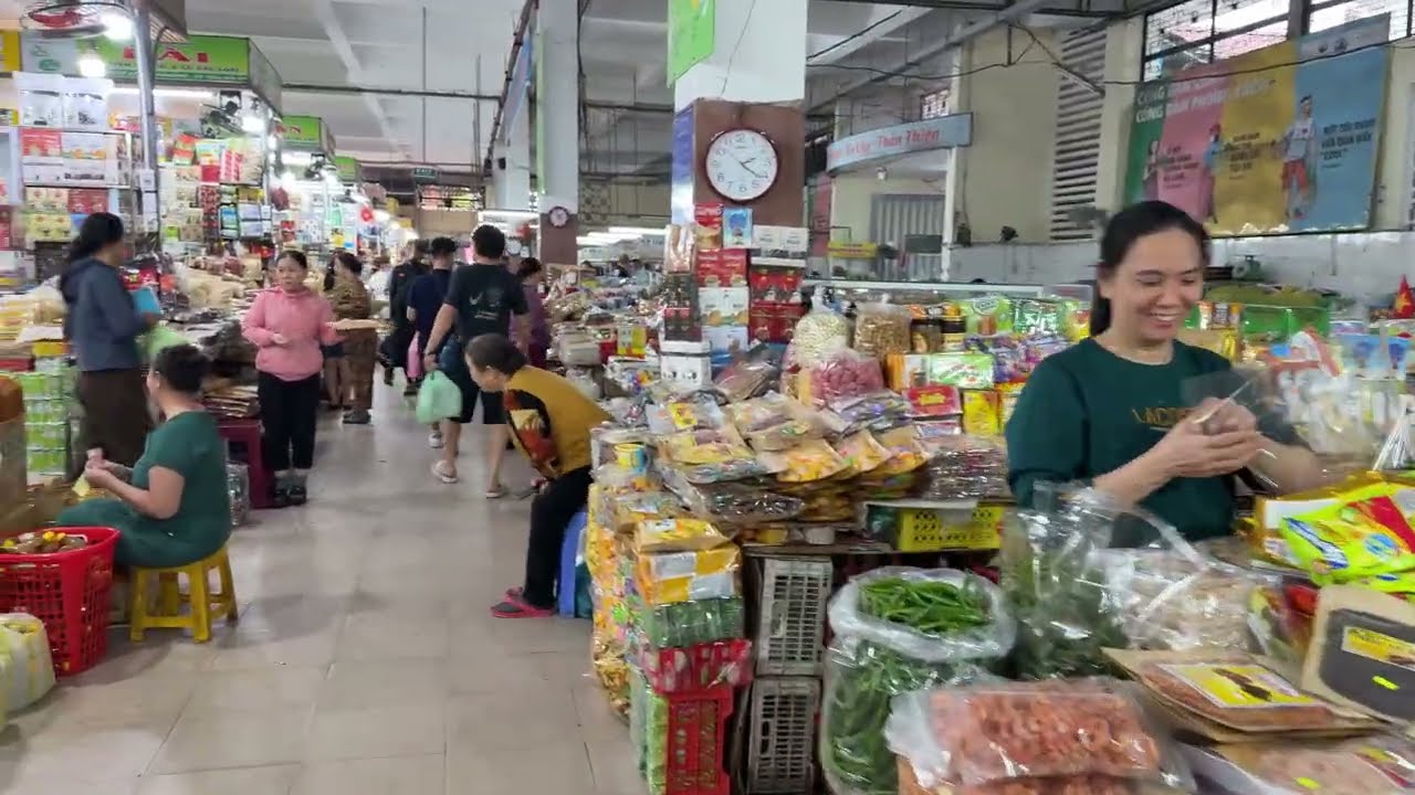 Чеченцы во Вьетнаме 🇻🇳  Реальная жизнь, еда и люди (на чеченском языке)