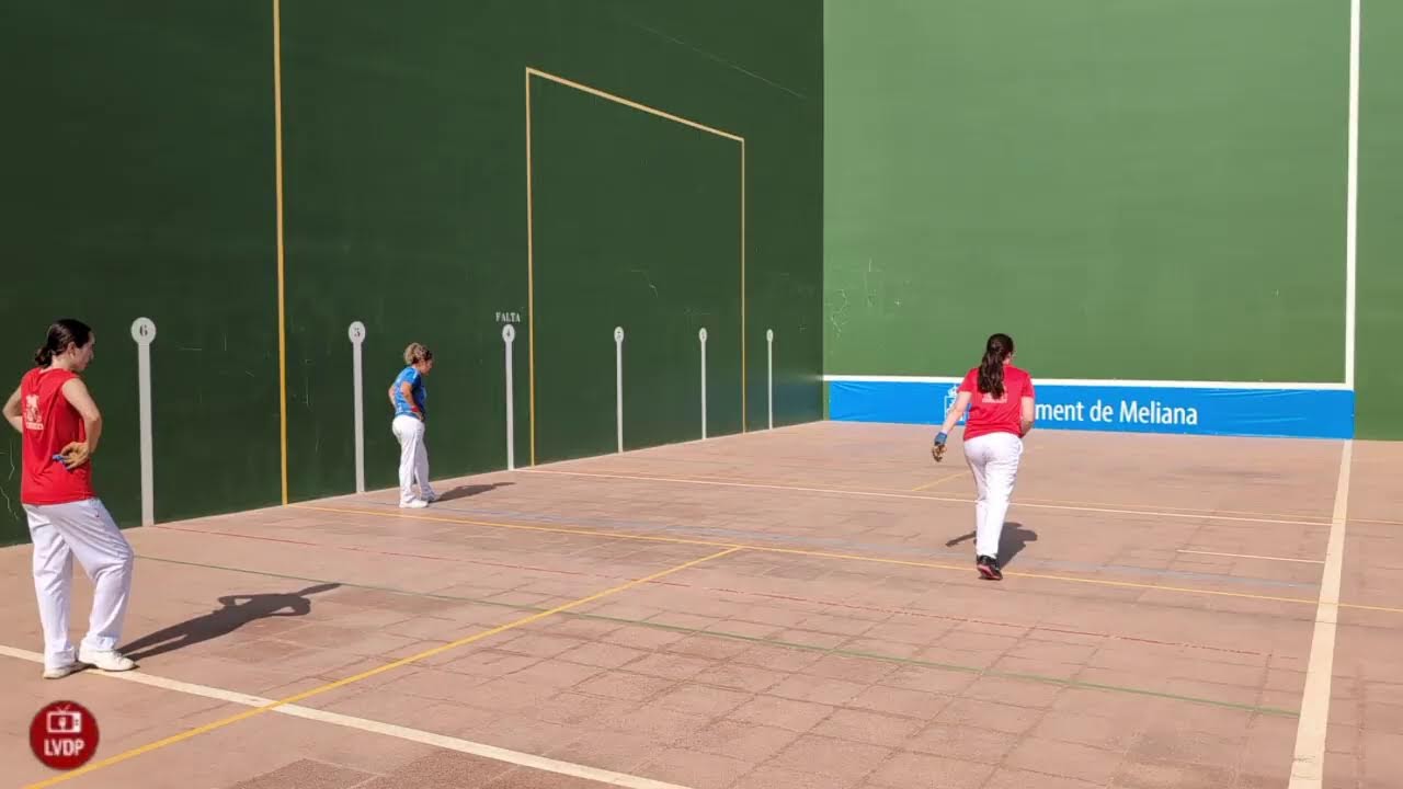 Partida de Frontó Justo Ballester Meliana A - Almenara A Semifinal Frontó Parelles Femení