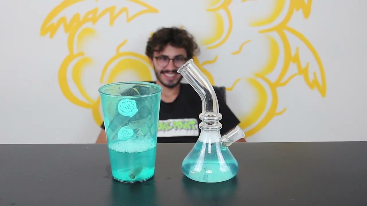 N&Atilde;O FUME BONG sem antes lavar ele