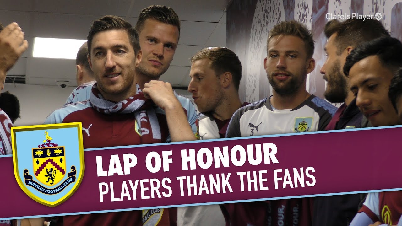 LAP OF HONOUR | Players Thank The Fans