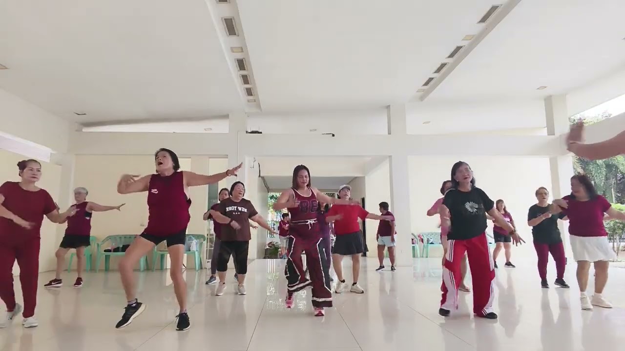 KP4 zumba ladies ( I swing mo ako) 2/12/26/