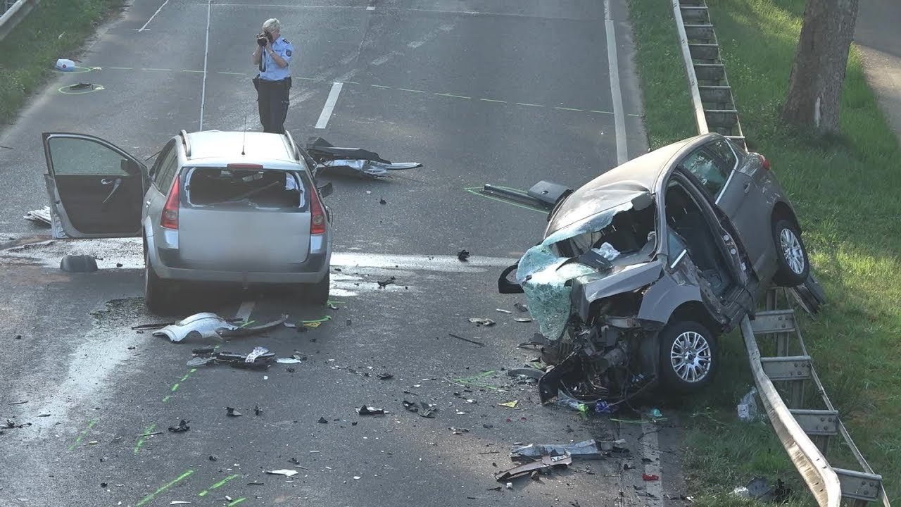 Frontalzusammensto&szlig; - 1 Toter - 1 Verletzter auf L170 in K&ouml;ln-Rath/Heumar am 22.04.18