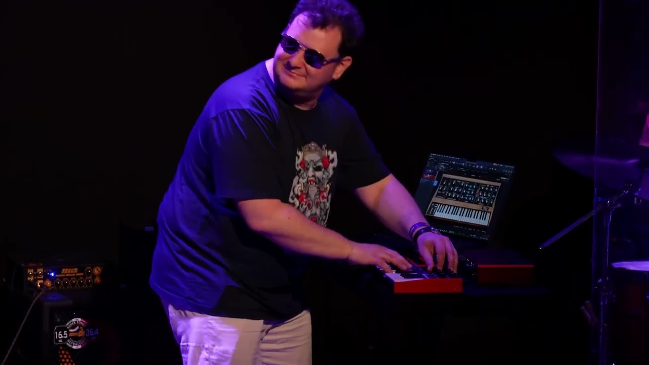 Light Star Guiding Live at the Cube - Mumbai India Full Concert