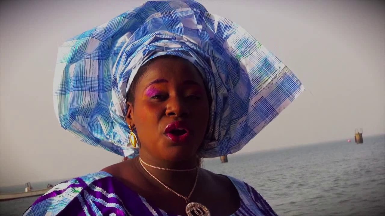 Hip Hop Dialy Kunda - Manio Clip Officiel