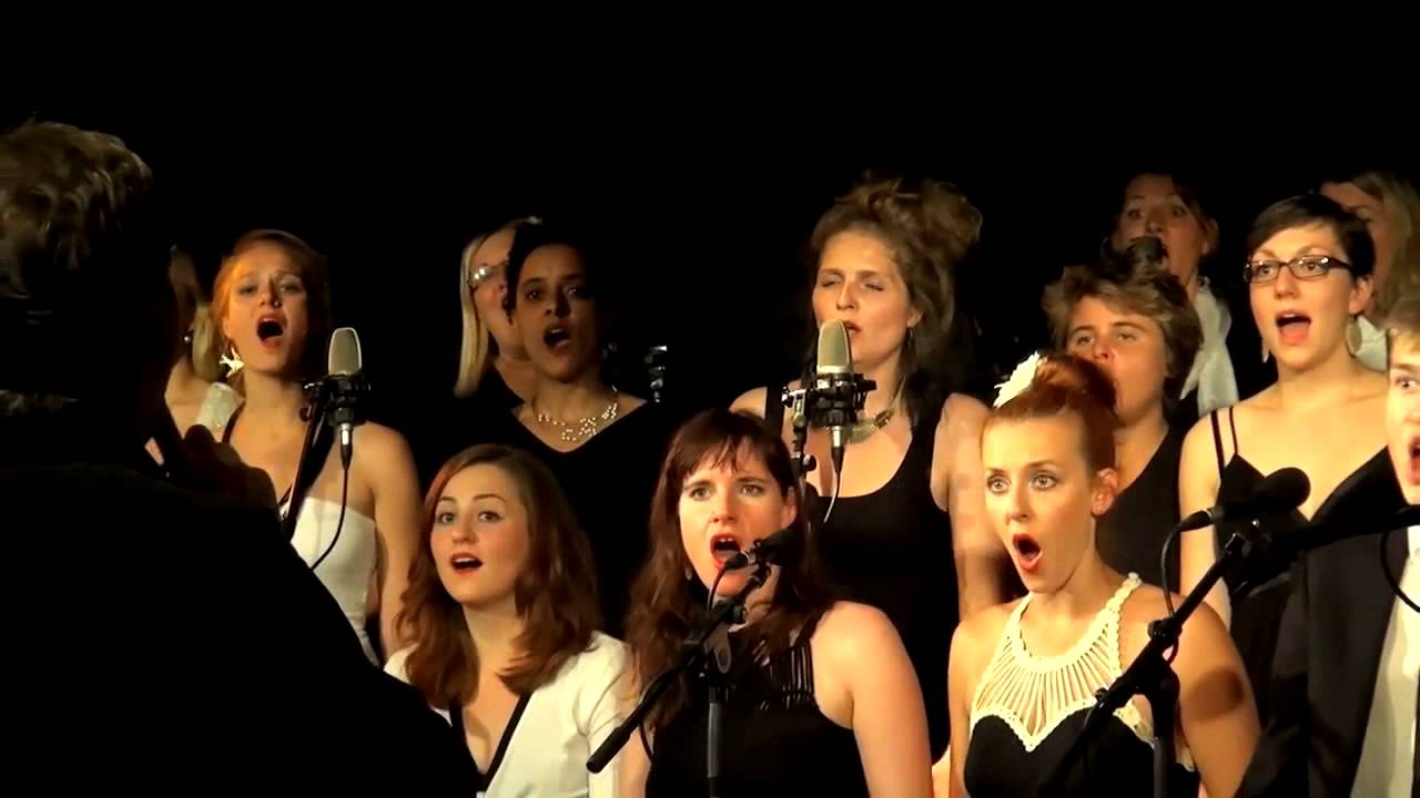 Roger Treece and the Art of CircleSinging. CircleSongs in Concert, Part 7.