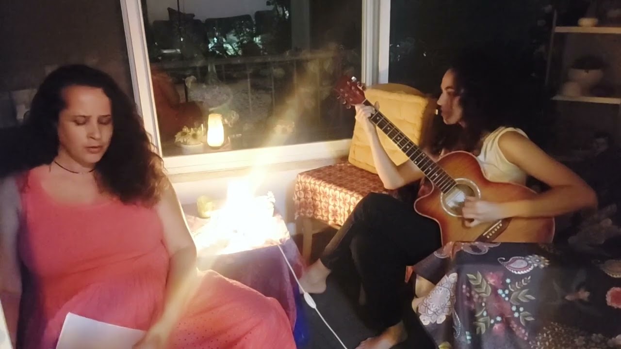 יותר מידי סופים - גלי אבינועם 