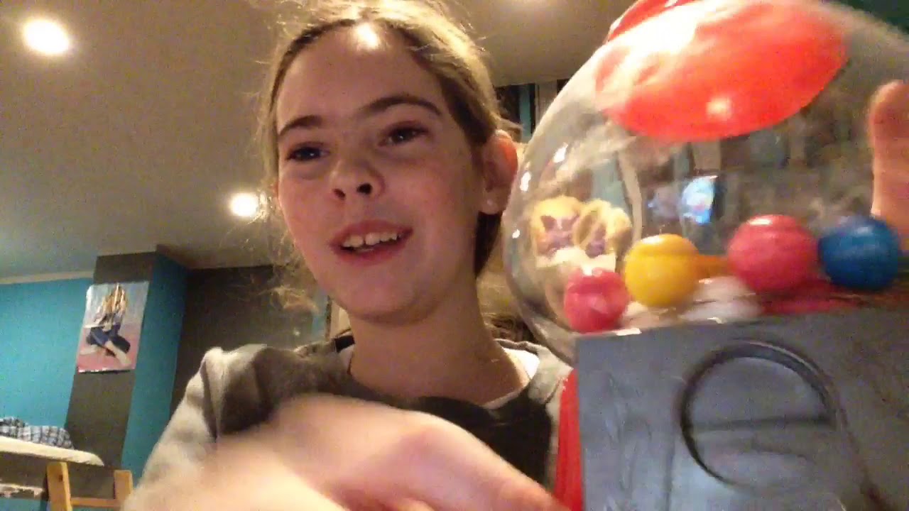 Robot kat en kauwgommachine uitproberen ( tip voor slijm )
