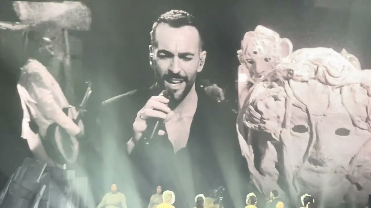 Fuoco di paglia+Cambia un uomo - Marco Mengoni live - Festhalle 26/11/2025 - Francoforte - Germania 