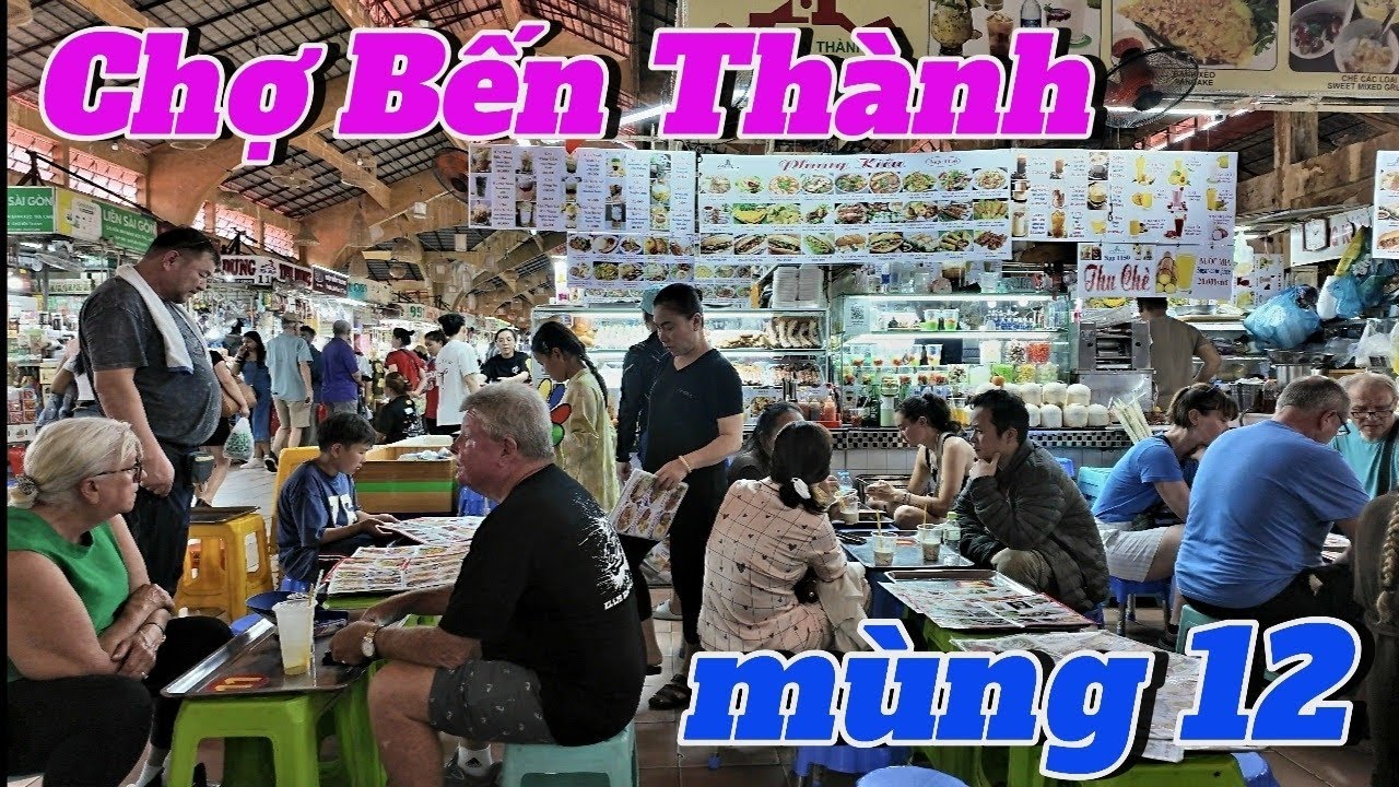 Chợ Bến Thành mùng 12
