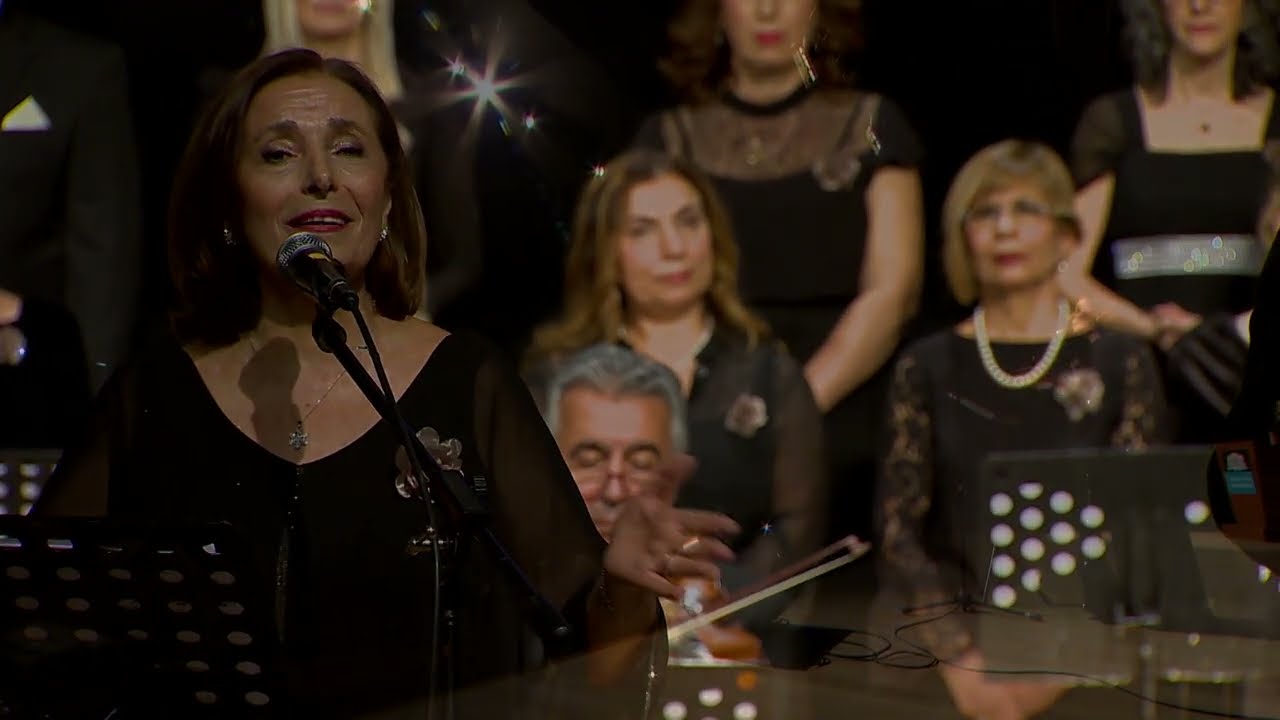Tuba Uzun - Ah Yine O Menekşe Gözler Aralı