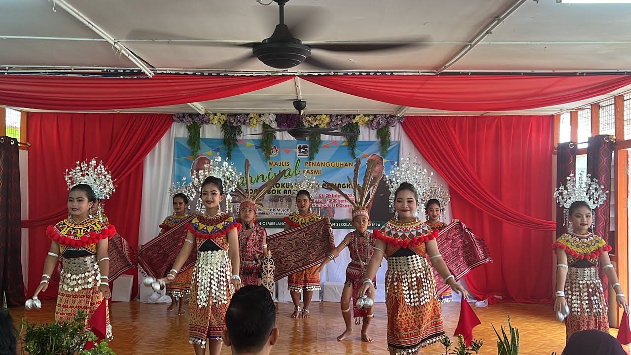 PERTANDINGAN TARIAN SK SKAROK 2022