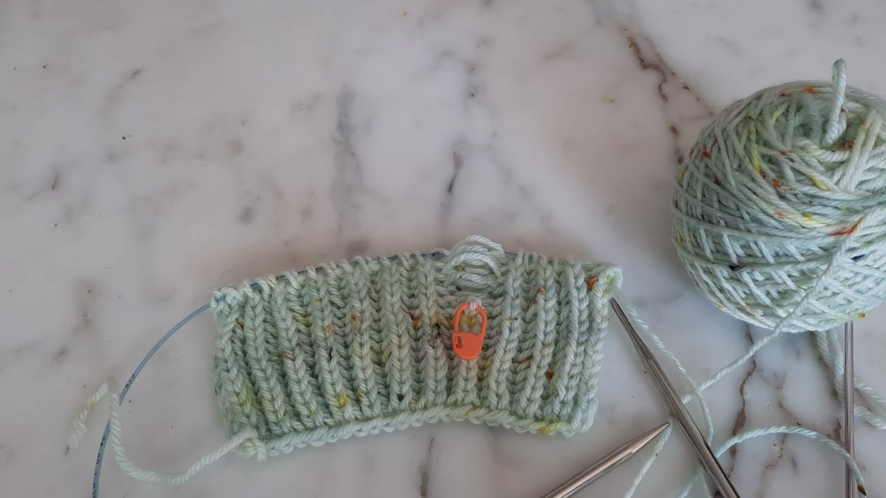 Fixing a Dropped Stitch in One-Color Brioche Knitting