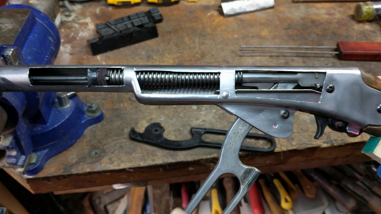 Sliding spring block in a 105B