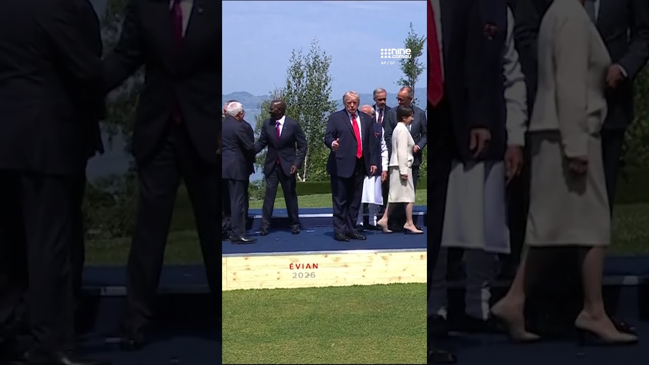 Donald Trump wanders off at G7