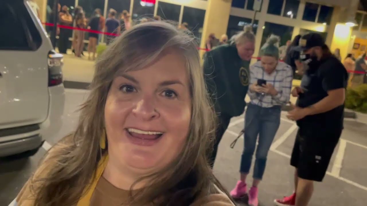 Tour Vlog 🌴 Summer 2021