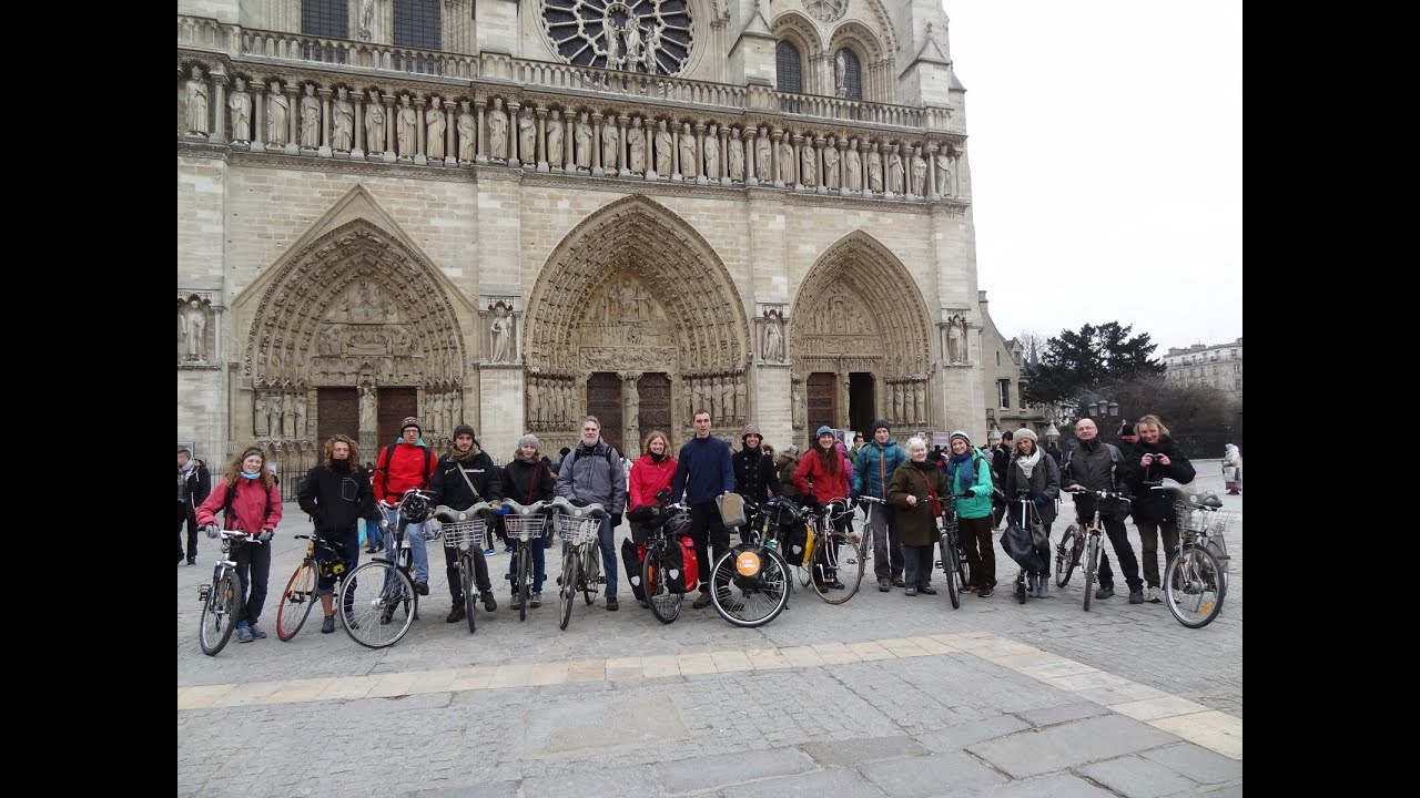[France] Depart de Notre-Dame-De-Paris - Montage Christian