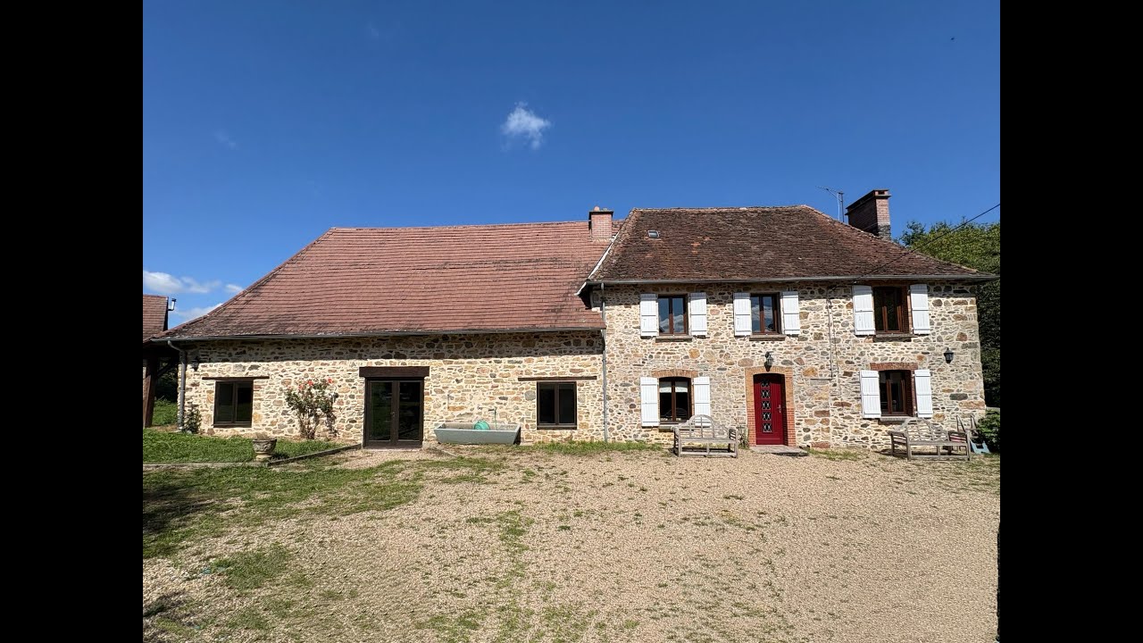Elegant 5 bedroom Stone House with Impressive Barn Conversion in St Priest Ligoure