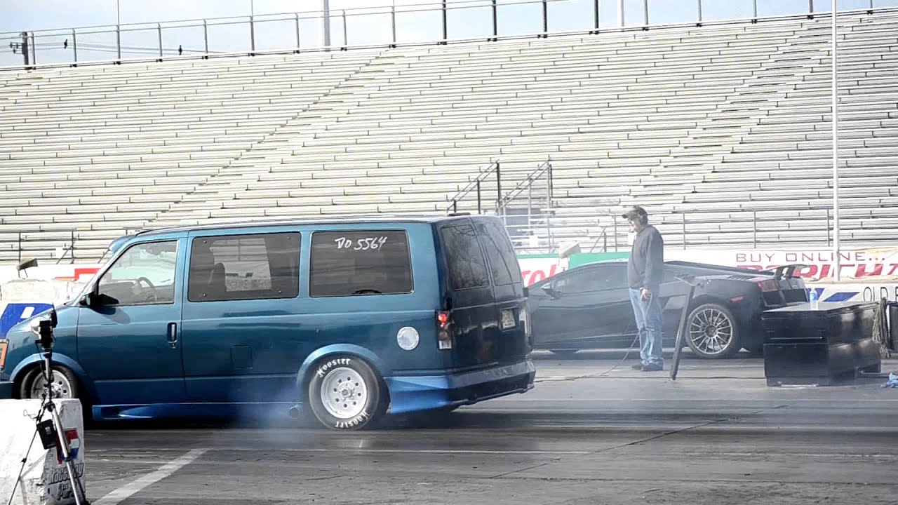 Astro Van vs Lamborghini
