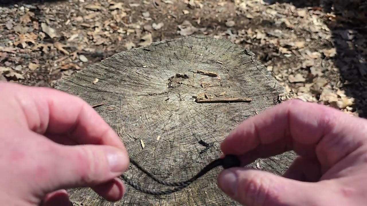 Bushcraft Soft Shackles - improvised carabiner using bankline cordage