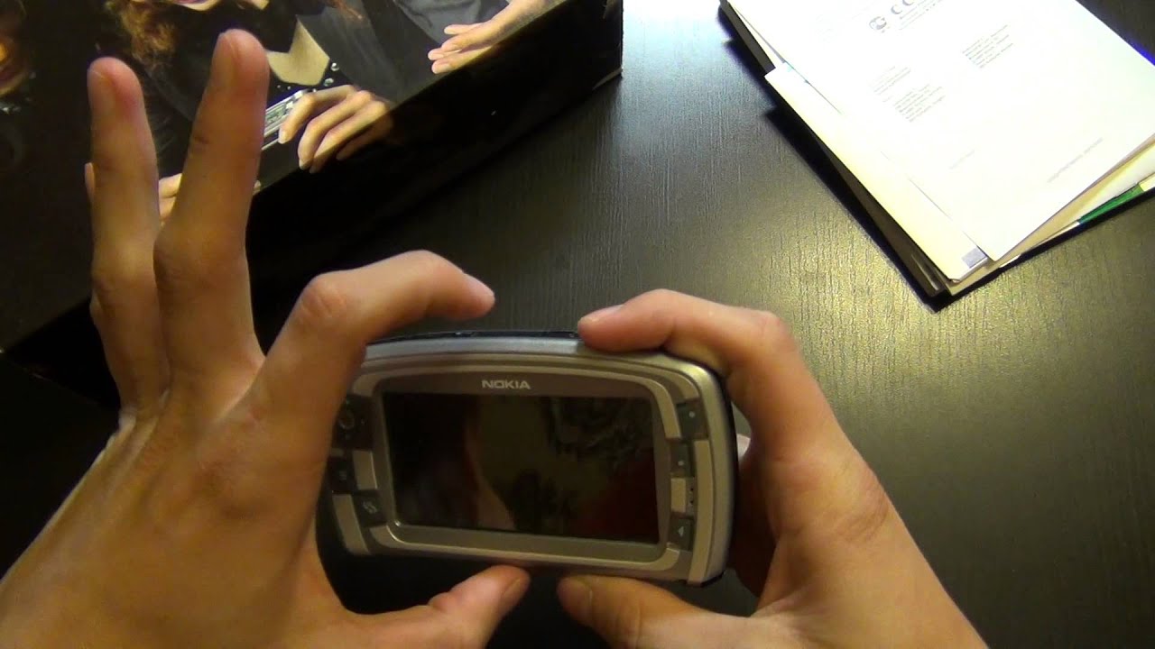 Nokia 7710. Широкий взгляд на мир.