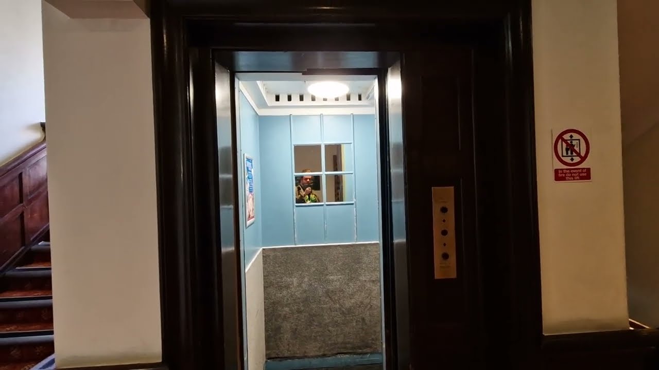 Epic 1920 Waygood Otis Lift @ Old Ship Hotel in Brighton (01-20 Lift)