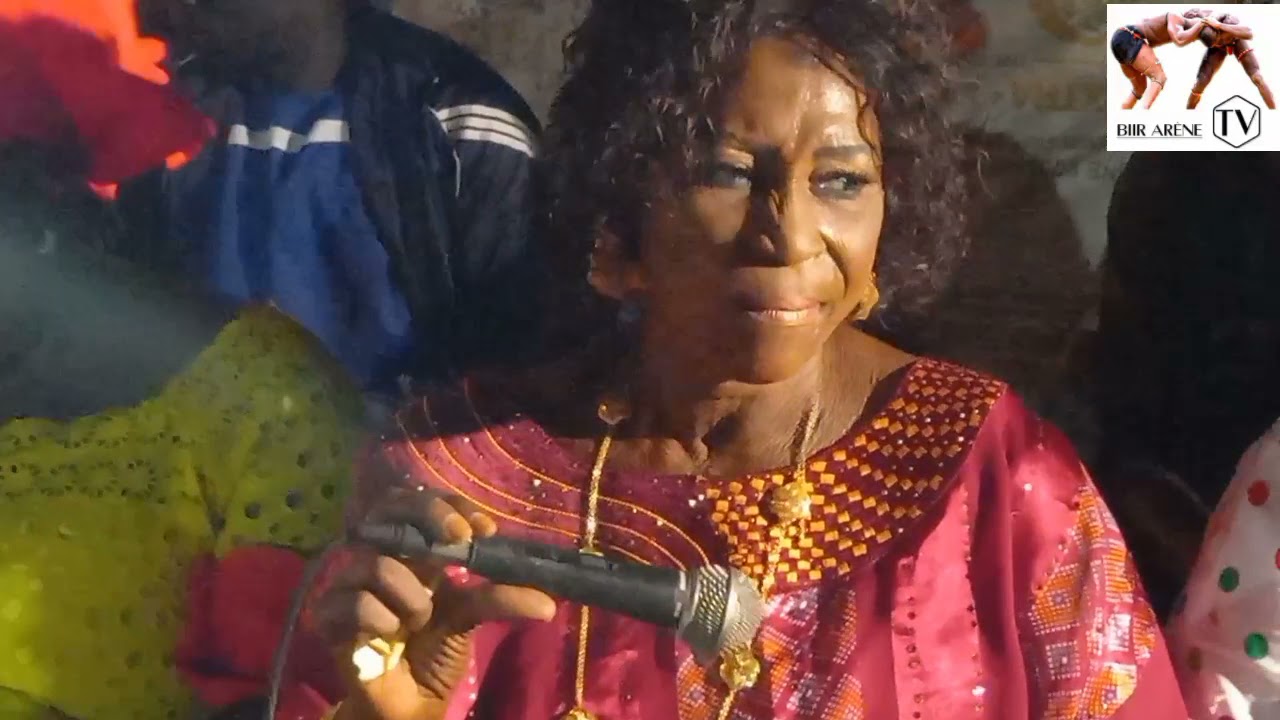spécial ya ndeye fatou adama dialy sur la trottoirs de bay asse son marié..