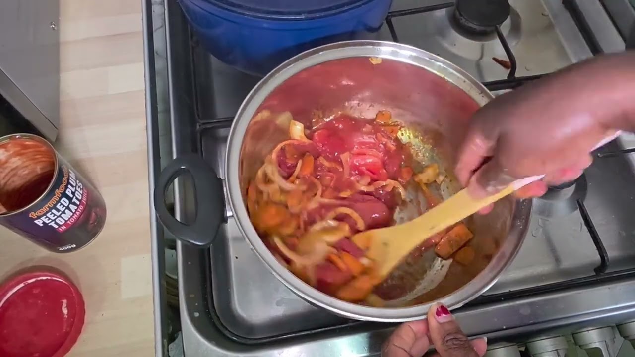  Today’s Iftar meal is delicious Pastas& chicken for British Kids perfectly meal  for a quick meal.