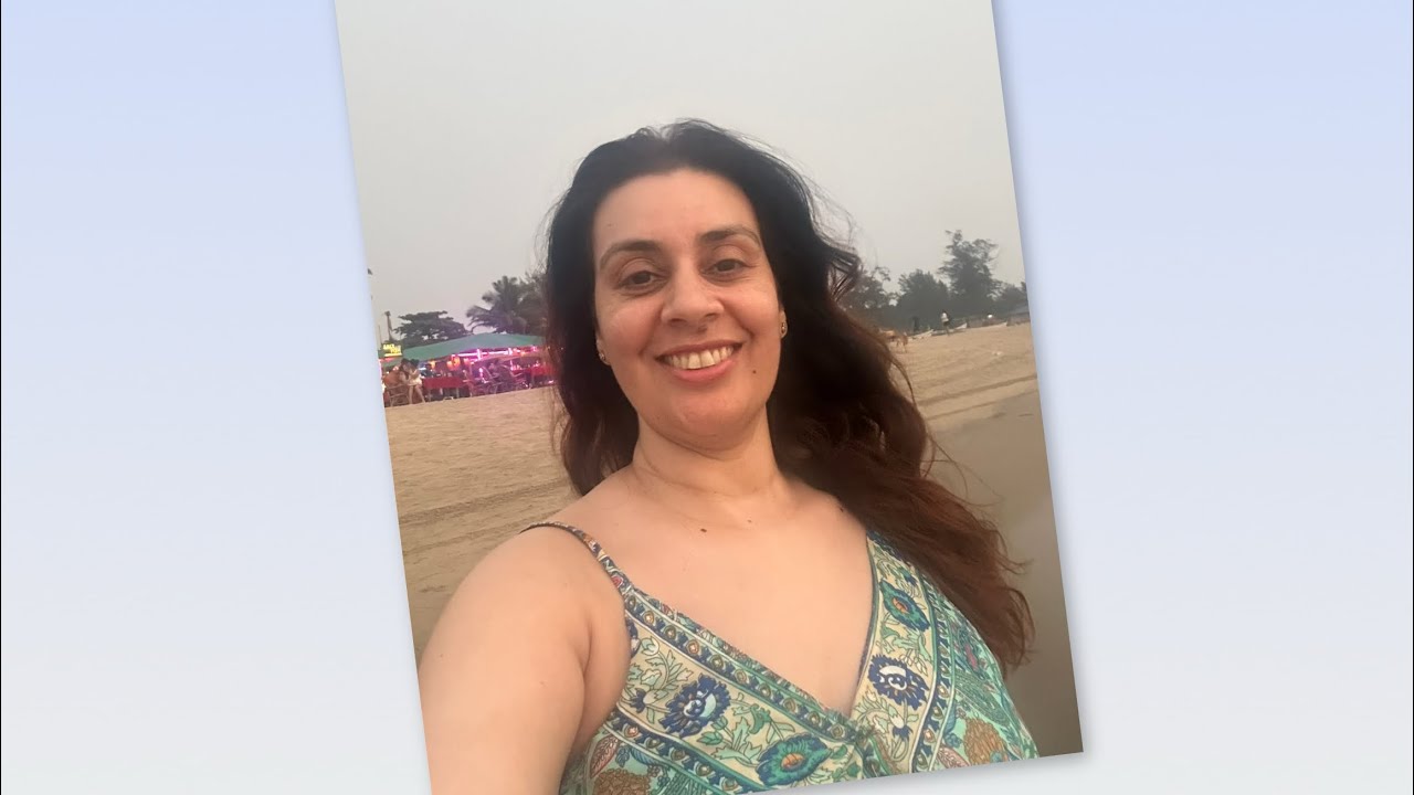 Vlogging Arambol Beach! Goa