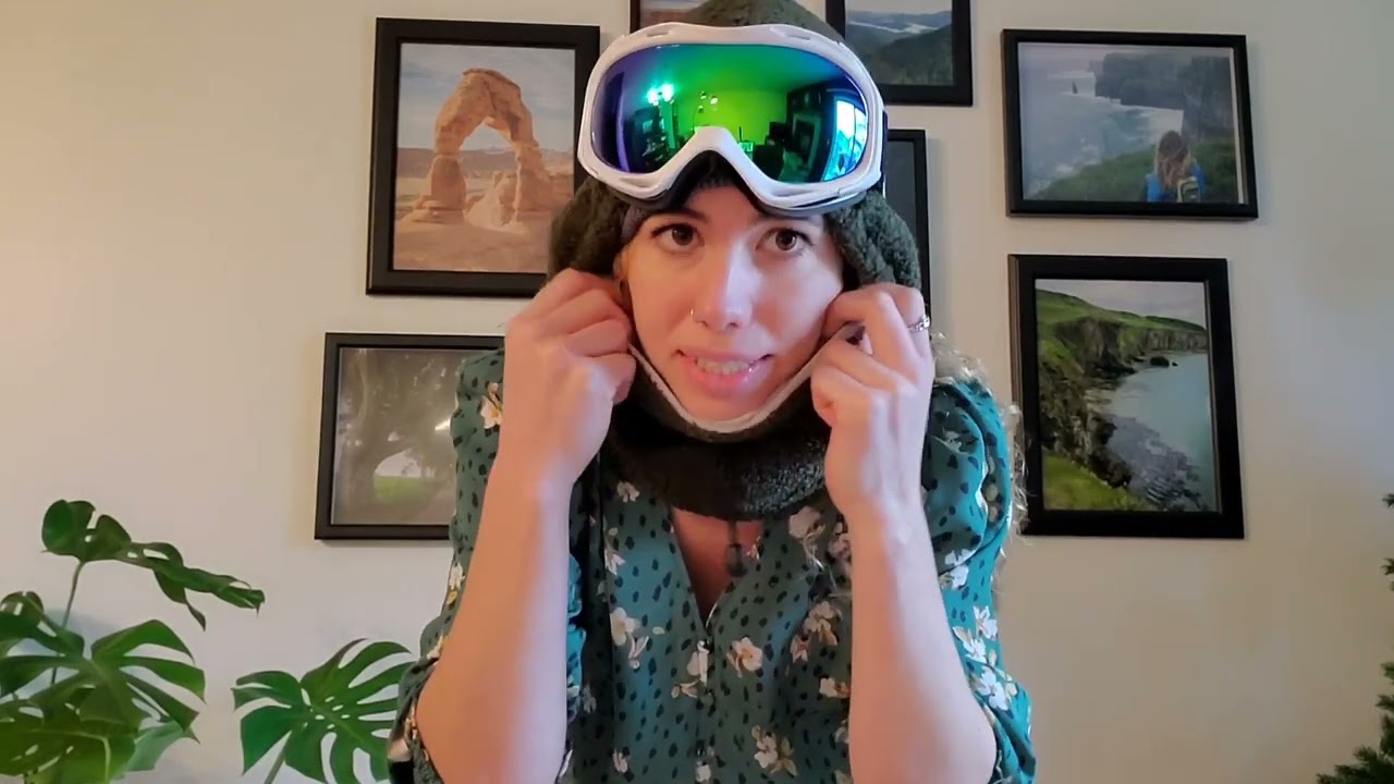 Review of ELEYSPARK Fleece Balaclava Face Mask and Ski Mask Beanie for Women