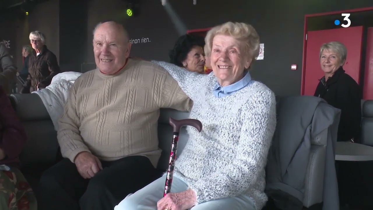 Ces résidents d'Ehpad s'en vont danser en discothèque !