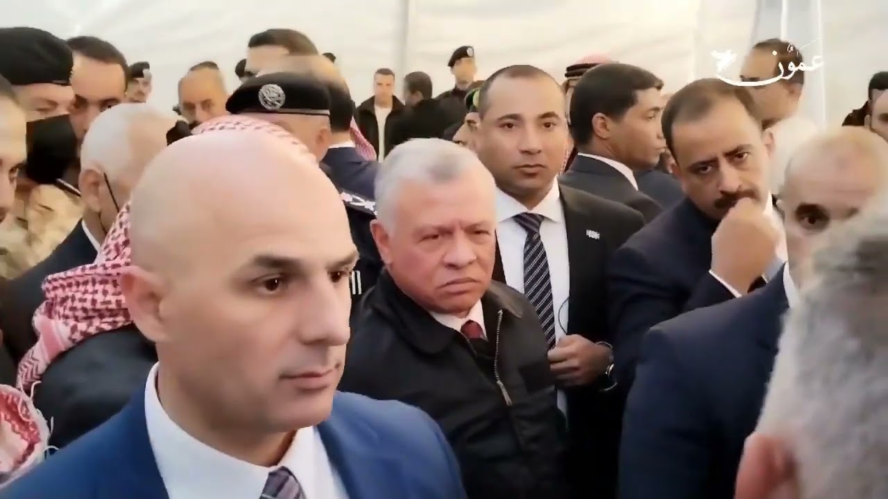 الملك يعزي عشيرة الرحاحلة بابنهم الشهيد النقيب غيث الرحاحلة