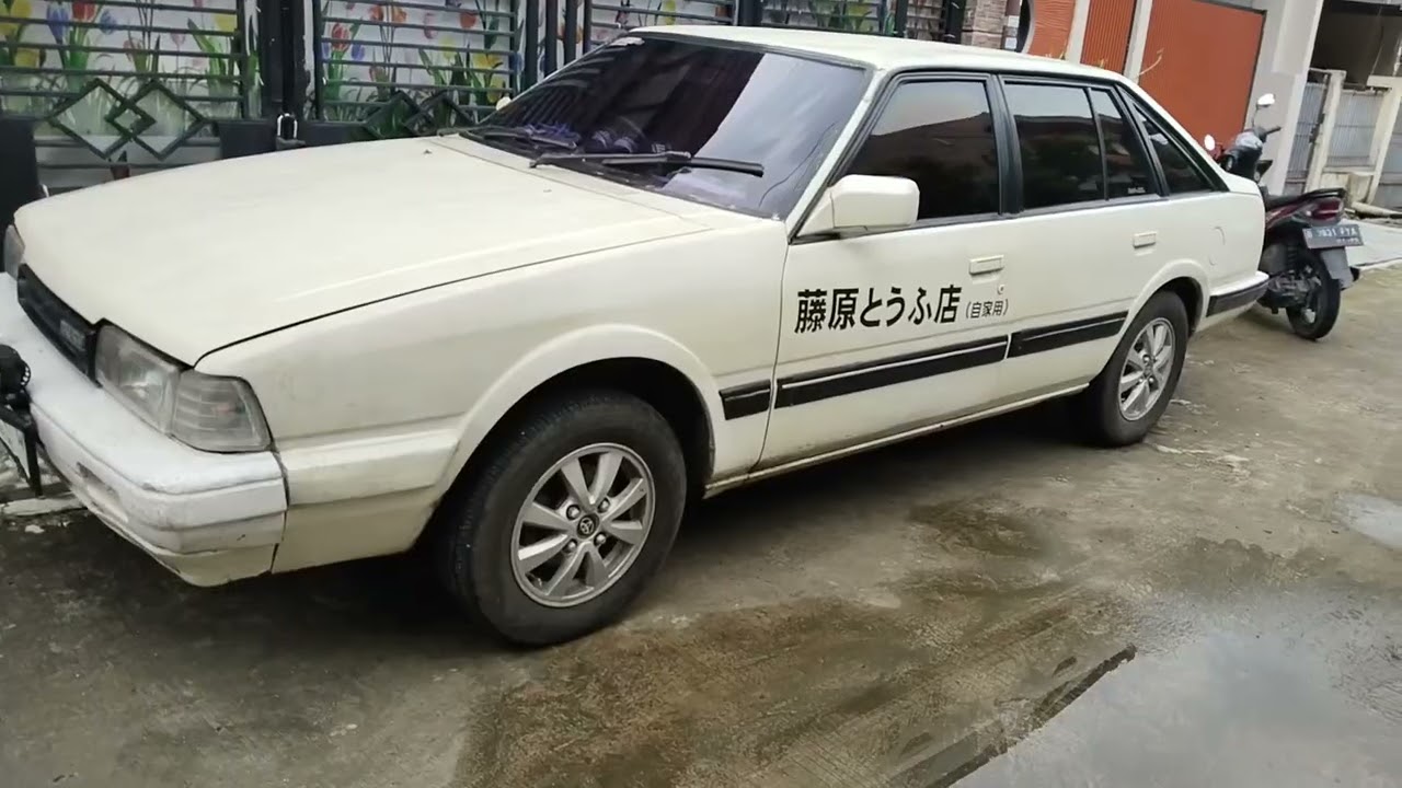 古い車、ゆっくり作る。その時間が一番美しい。 Mazda 626 SGX 1988 