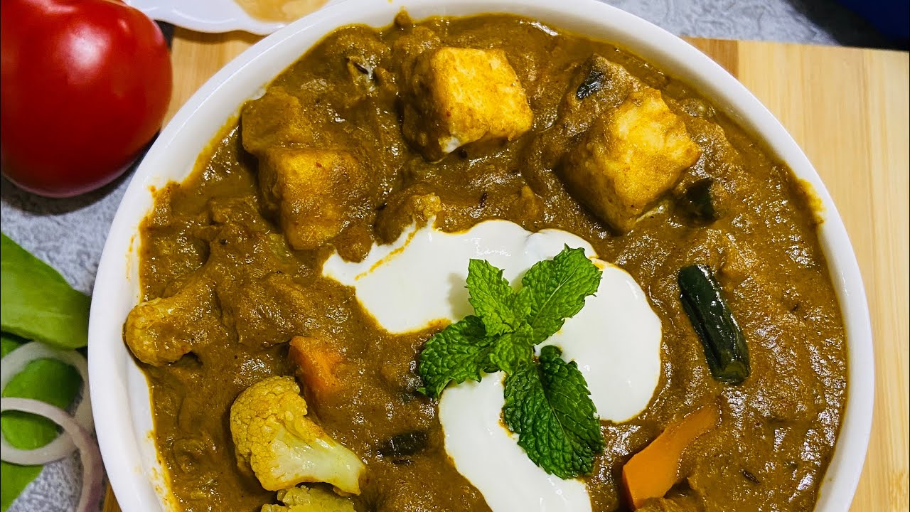 Veg Hyderabadi Recipe | Veg Hyderabadi | Easy Curry recipe for roti and Naan | Veg Curry recipes