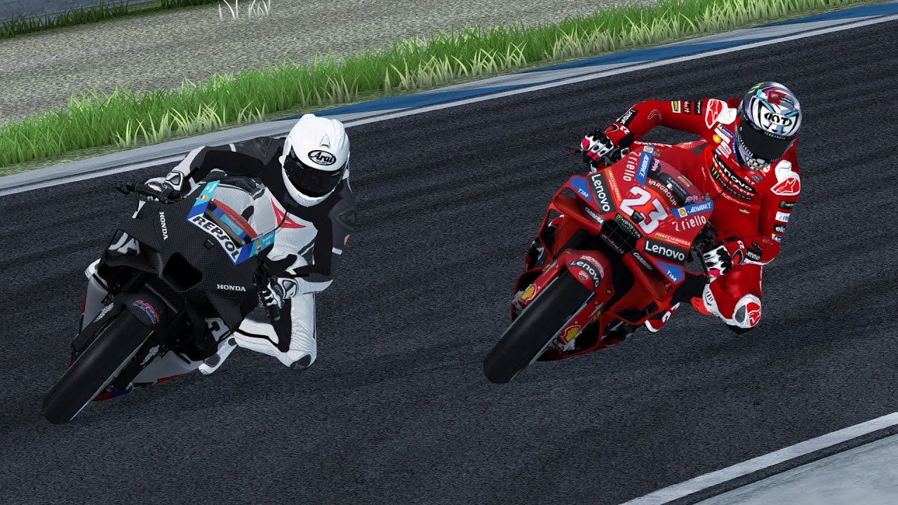 GP Bikes - AMAZING Comeback from Last Place (+crash) MotoGP Sprint League Round16