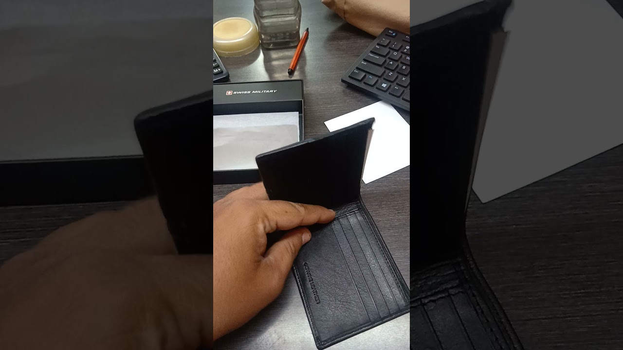 Unboxing swiss Military wallet